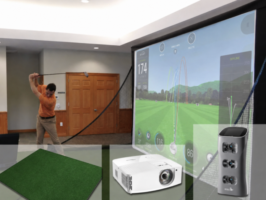 Affordable GOLFJOY Spica 3 home golf simulator package with small hitting bay.
