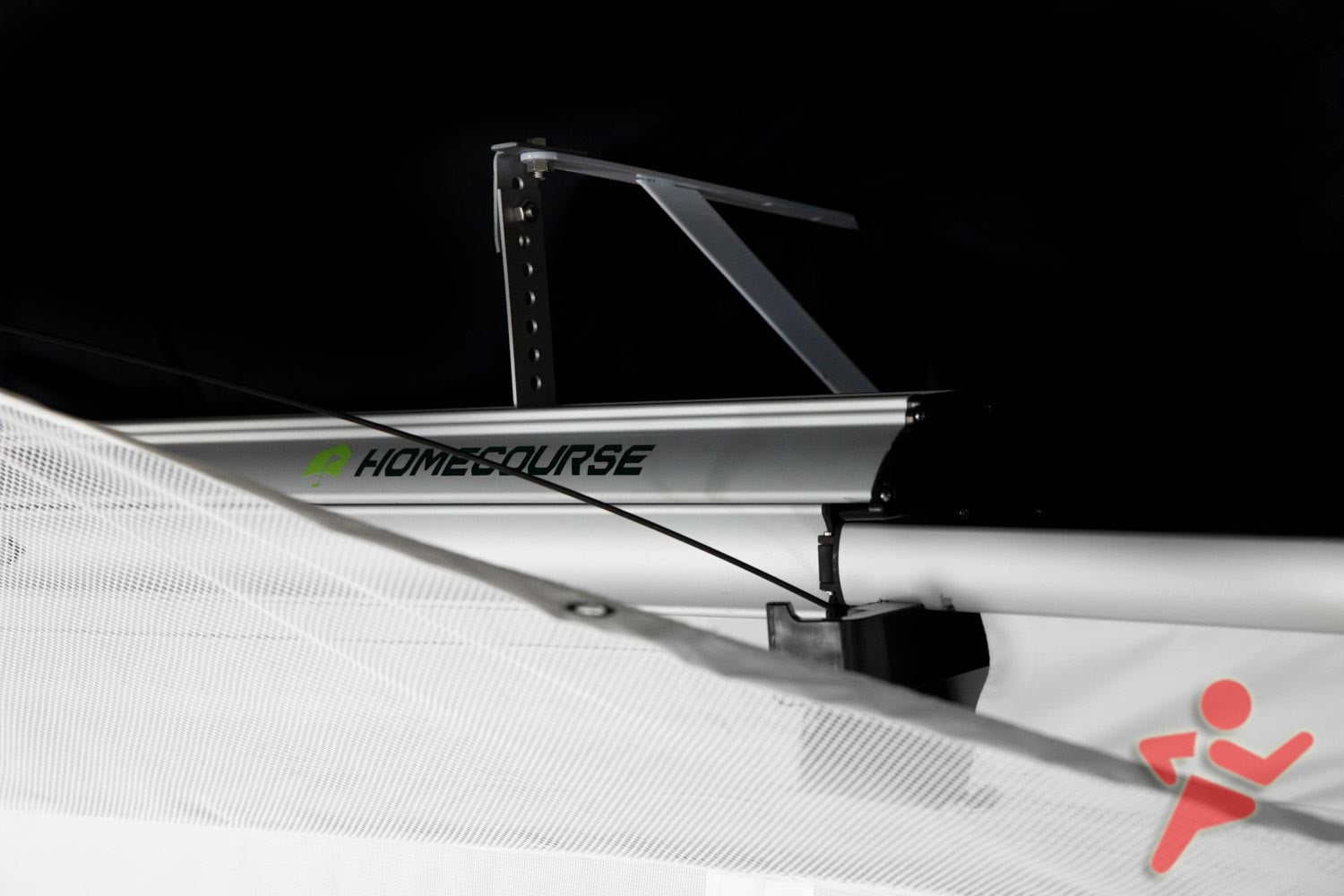 Homecourse pro retractable golf simulator impact screen