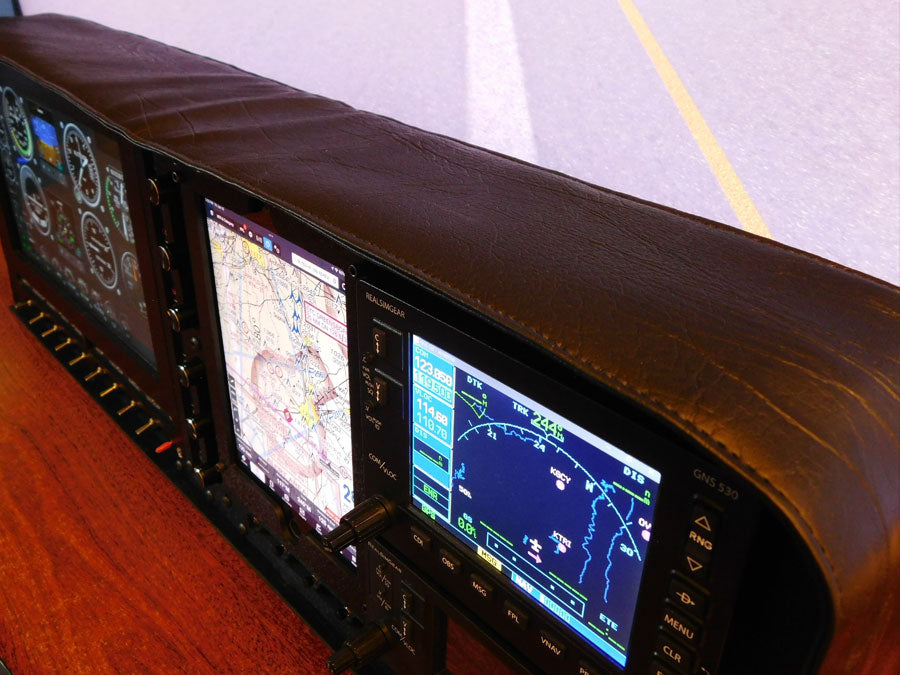 The ALLSPORTSYSTEMS Flexible Instrument Panels and Dashes provide multiple screens for flight data, maps, and navigation details, making them ideal for a desk-sized flight simulator experience.