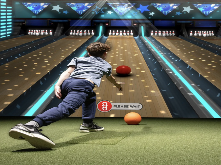 TruGolf Multisport arcade bowling game in golf simulator.